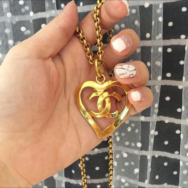 Chanel 23C Heart Gold Necklace with Crystals