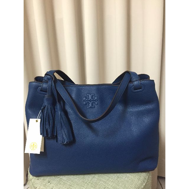 Thea center online zip tote