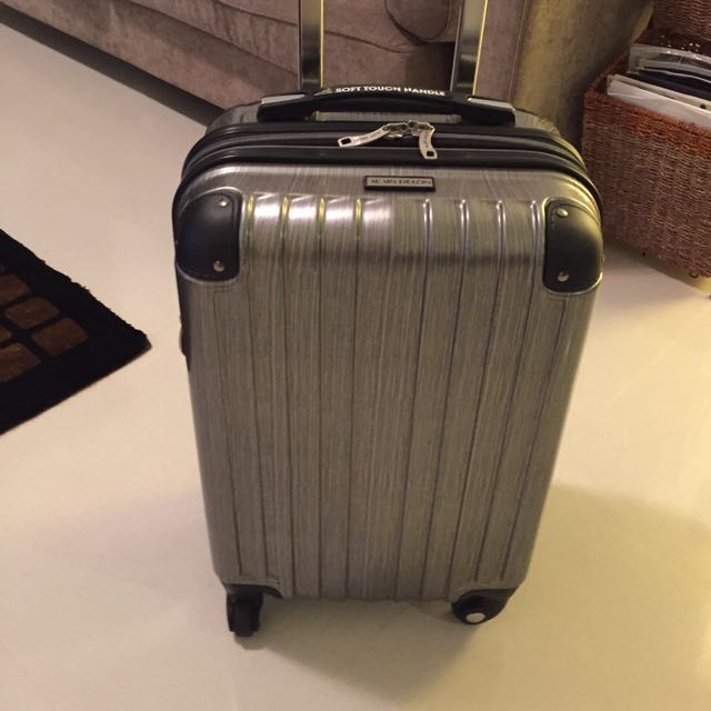 alain delon luggage