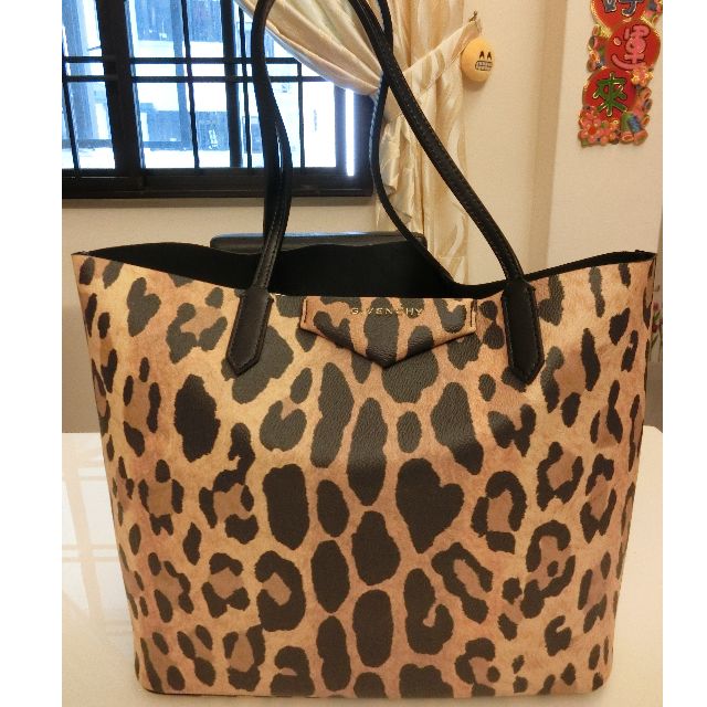 Givenchy animal clearance print bag