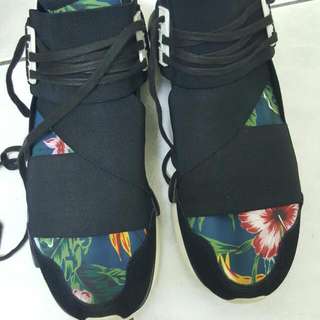 Adidas Y3 花卉