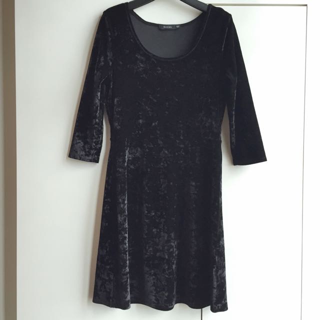 Black velvet bazic dress main image 1
