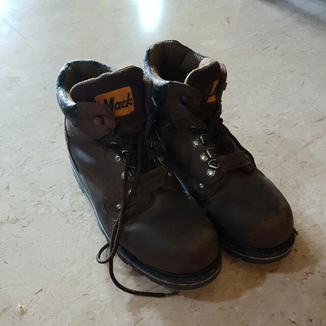 mack steel toe boots