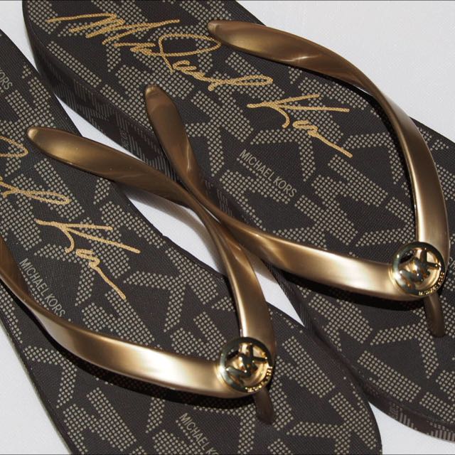 Gold platform outlet flip flops