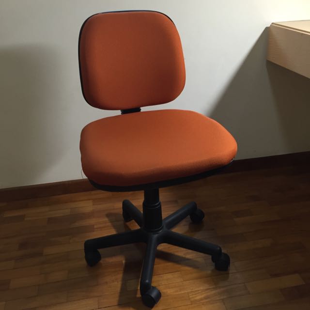 Great Deal Rotating Office Chair Furniture On Carou Photo