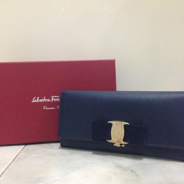 Ferragamo wallet singapore Clearance