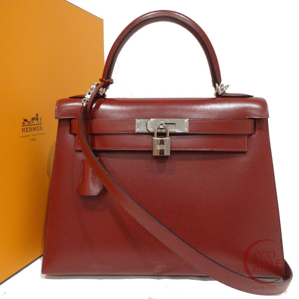 Amazing Hermes Kelly 28 sellier handbag strap in Rouge H box calf