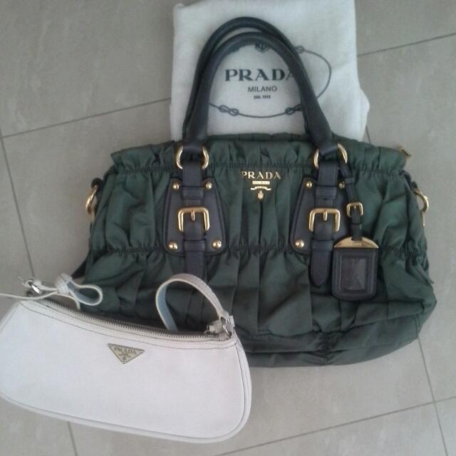 Authentic Prada (Category: Bags & Wallets) located in Singapore. Submitted by yacheerful (Listing ID 53388049, Image 2). Description: .