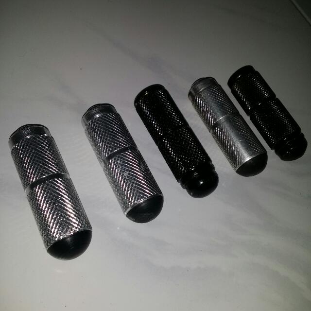 Universal Racing Footrest (Footrest Only), Car Accessories on Carousell