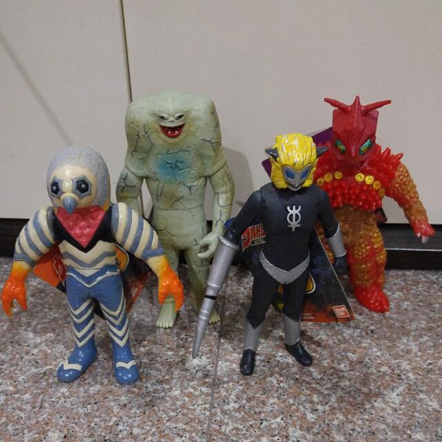 Ultraman Monsters Ultra Monsters Sold Jamila Giant Yapool Alien Magma Alien Guts Toys Games On Carousell
