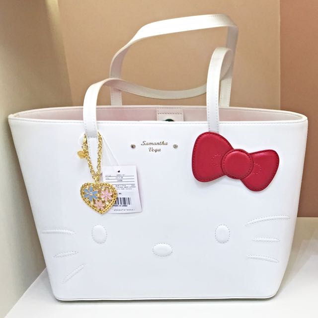Samantha thavasa clearance hello kitty bag