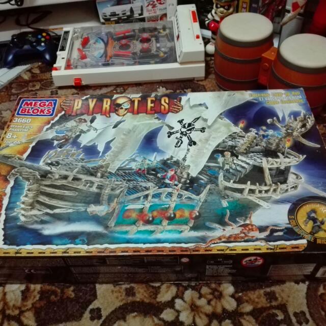 Mega bloks pyrates dread eye's phantom store