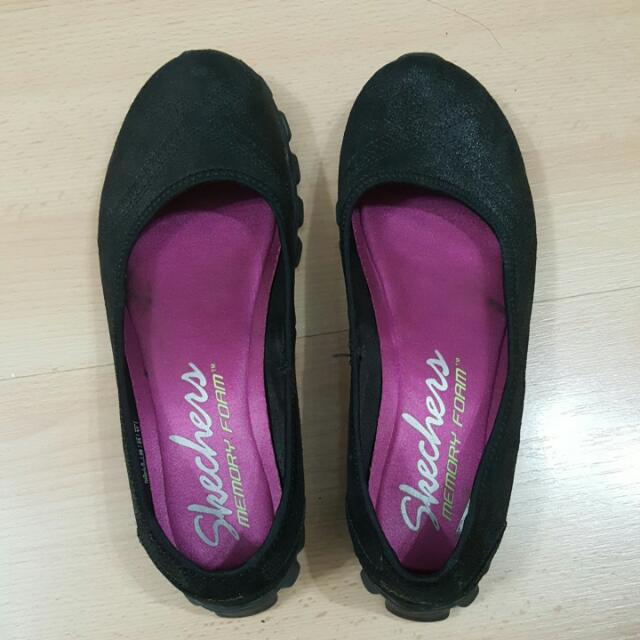 Memory store foam pumps