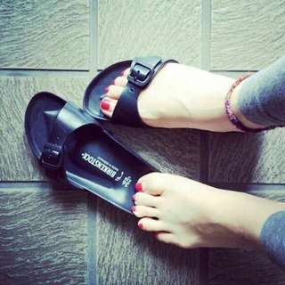 夏季爆款 
德國BIRKENSTOCK勃肯鞋GizehRamses
女T型涼拖鞋
尺寸：36-44
喜歡私訊喔！