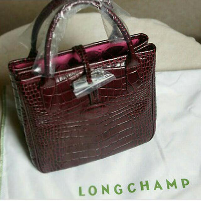 Longchamp Roseau Croco Mini Shopper Maroon, Women's Fashion, Bags ... Longchamp Roseau Croco Mini Shopper Maroon, Women's Fashion, Bags ...
