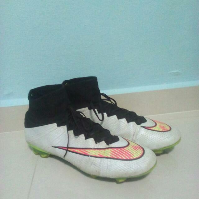 Nike Mercurial Superfly Shine Through Men S Fashion Activewear On Carousell