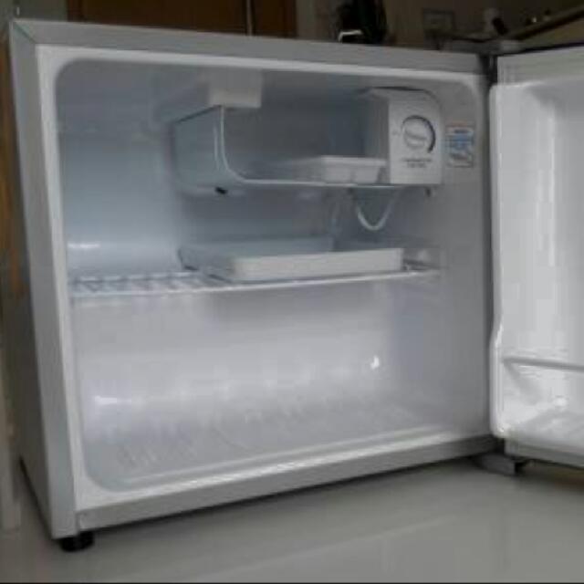 Panasonic Mini Bar Fridge NRAE51, TV & Home Appliances, Kitchen