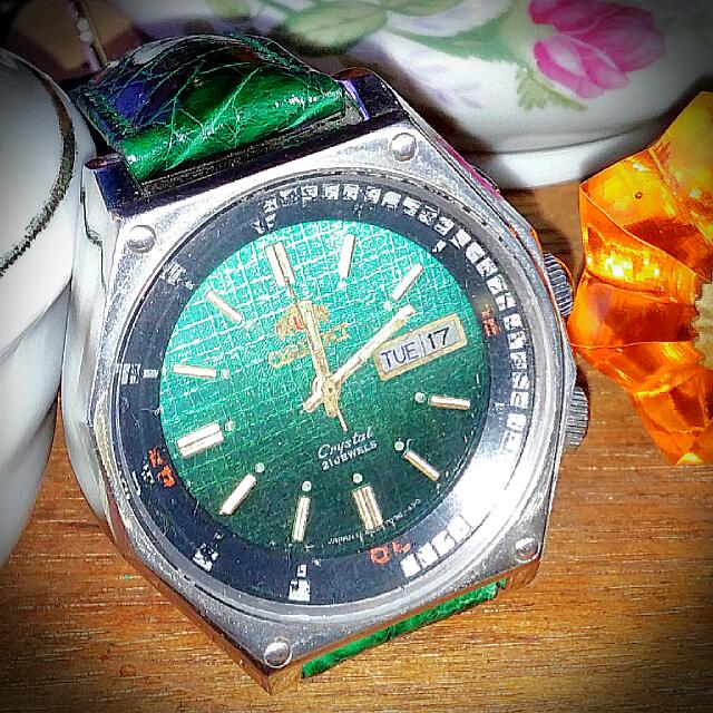 Orient store green dial