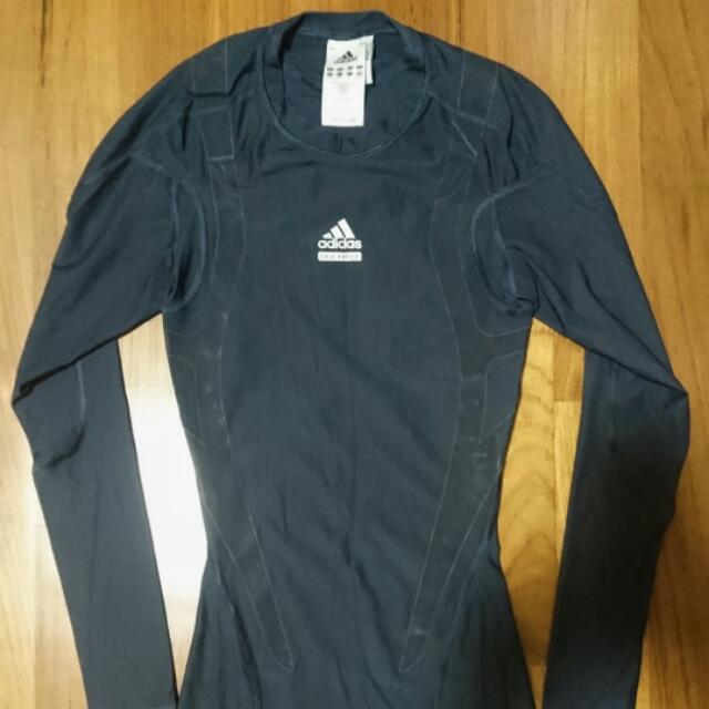 Adidas Techfit Compression Shirt, Men's Fashion, Activewear on Carousell