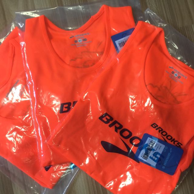Brooks running vest shop 2016