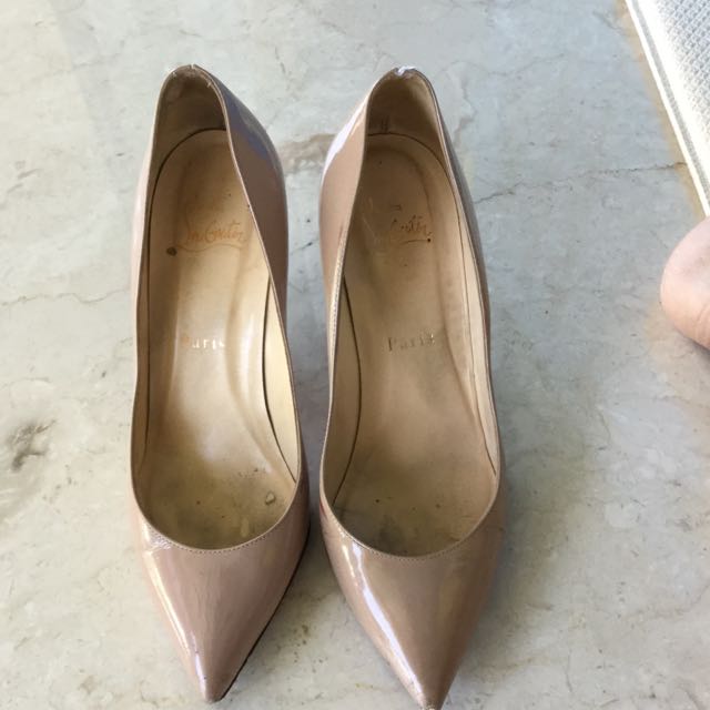 Christian louboutin mid heels hot sale