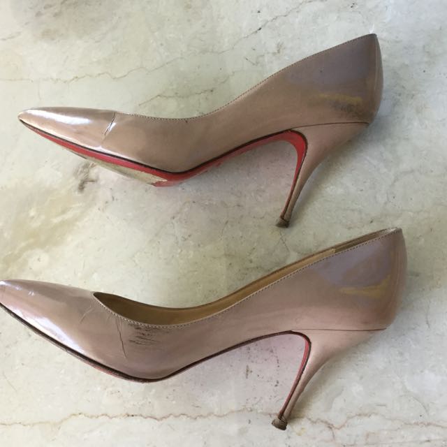 Christian louboutin hotsell mid heels