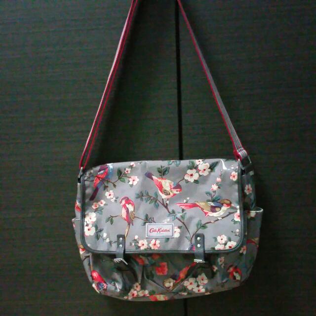REDUCED PRICE Cath Kidston Sling Bag Women s Fashion Bags Wallets Tote Bags on Carousell