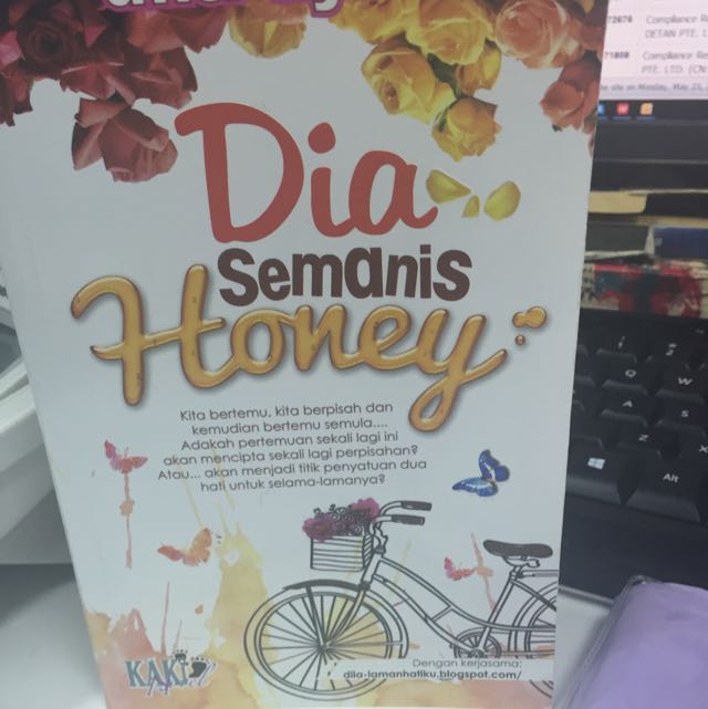 Pre Novel Dia Semanis Honey Hobbies Toys Books Magazines Religion Books On Carousell