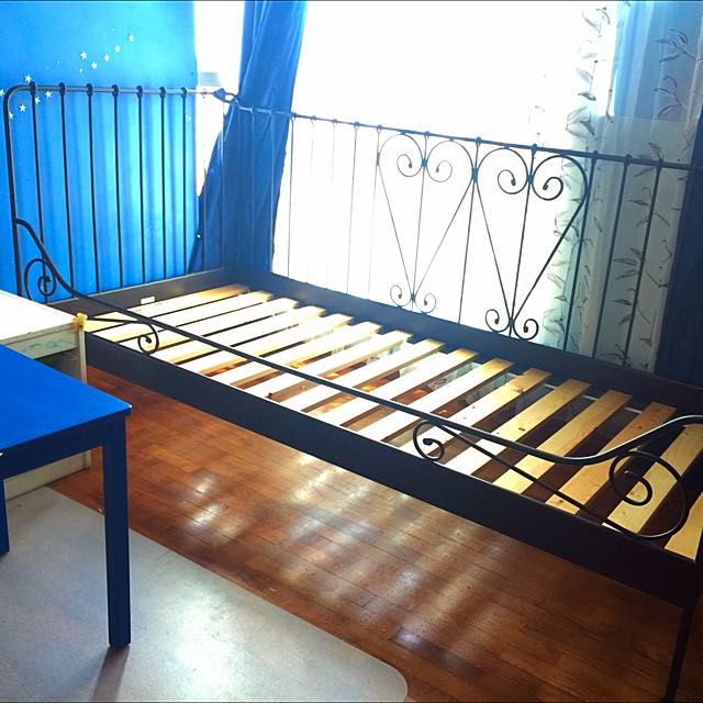 Pre Loved Ikea Meldal Daybed Frame Furniture On Carousell
