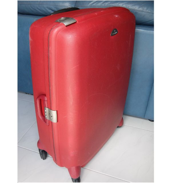 samsonite red hard case luggage