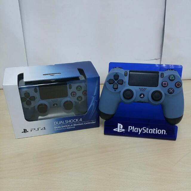 gray blue ps4 controller