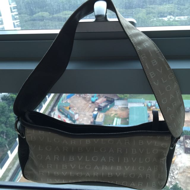 Vintage store bulgari bag