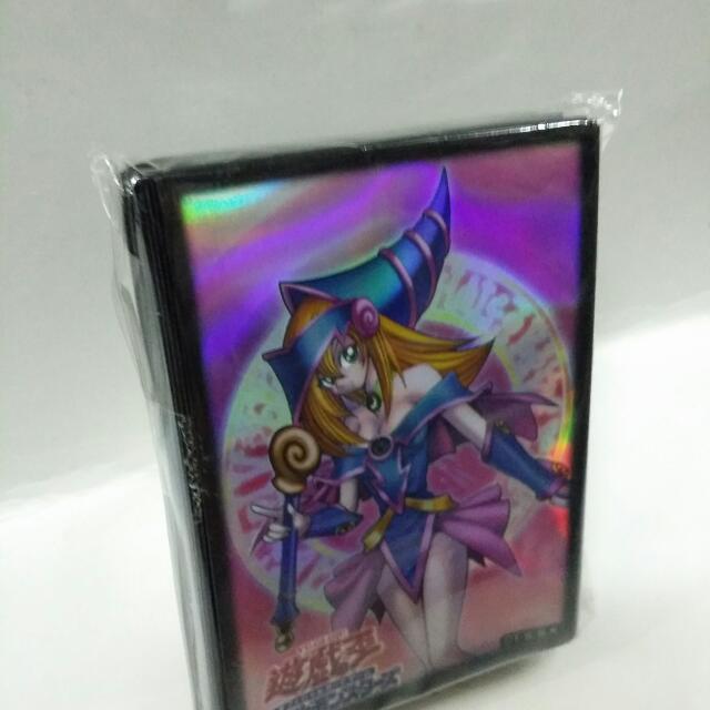 50 Yu-Gi-Oh Dark Magician Girl Holographic Card Sleeves 50 Pcs 63x90mm 