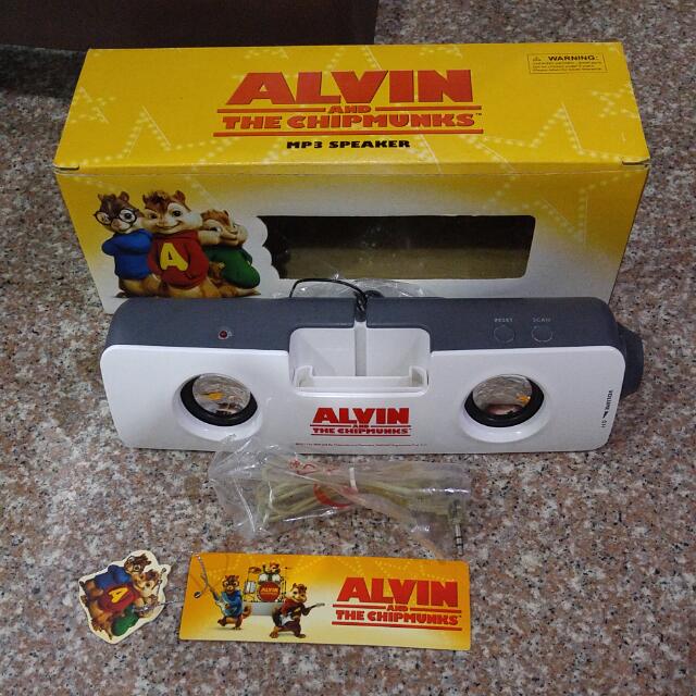 Free..!!)Alvin and The Chipmunks Mp3 Speaker & Radio Speaker Set. With Bookmark & Giant Poster