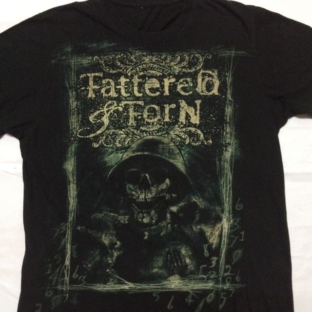 Tattered Torn Slipknot Clothing Line Men S Fashion On Carousell