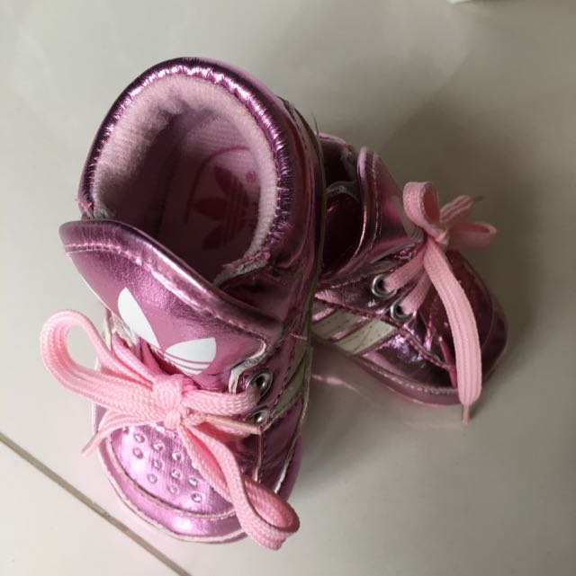 Baby adidas shoes 6-9 months discount