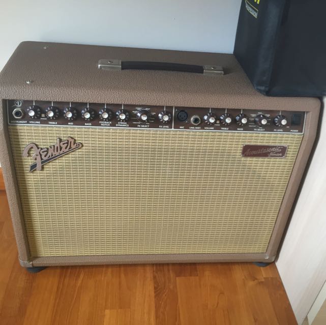 Fender Acoustic Amp, Hobbies & Toys, Music & Media, Music Accessories