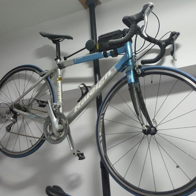 Raleigh rc3000 sales road bike