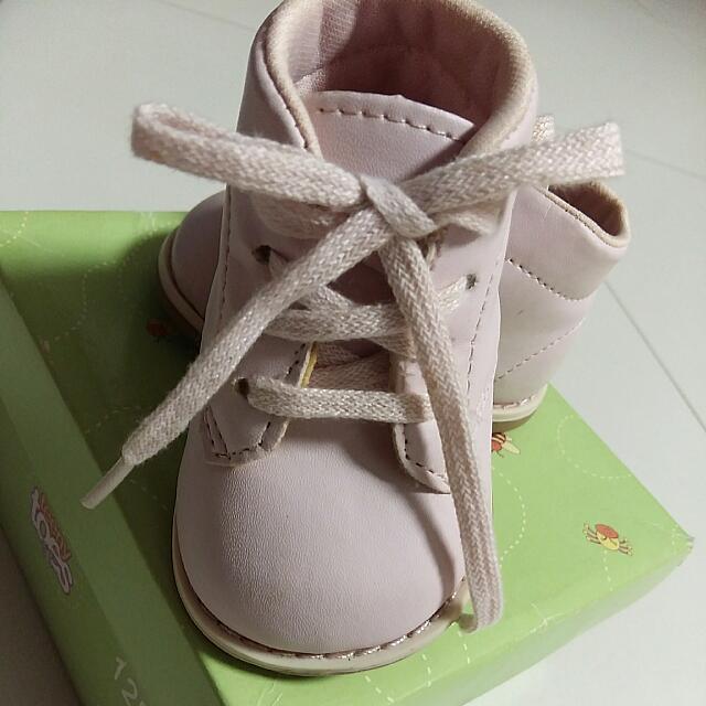 BNIB Pale Pink Baby Girl High Cut Shoe 