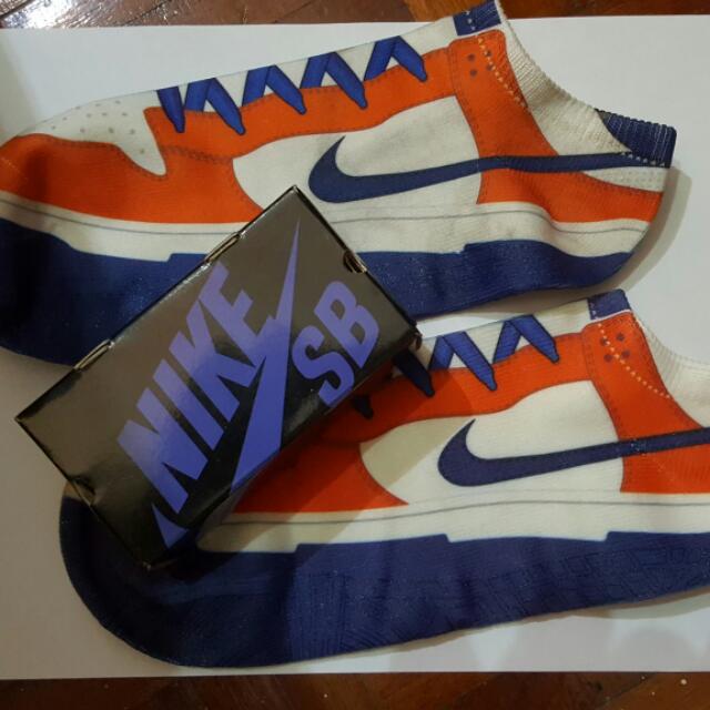 nike dunk low socks