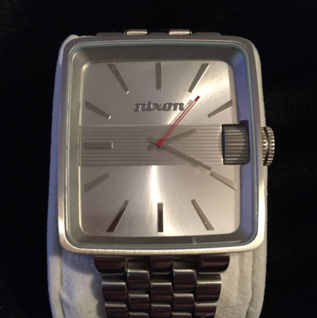 Nixon sultan clearance