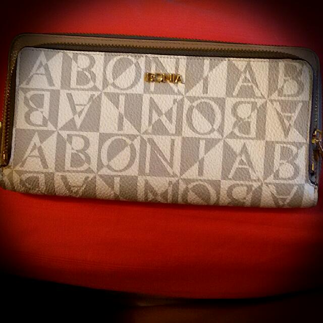 Bonia wallet for ladies store