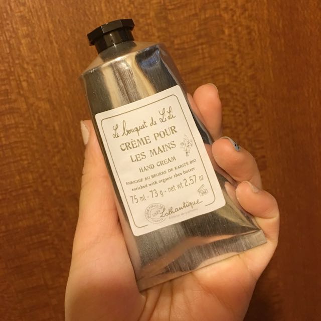 Brand New Hand Cream From France 75ml (Category: Health & Beauty) located in Doncaster. Submitted by coolioapple (Listing ID 55104459, Image 1). Description: .
