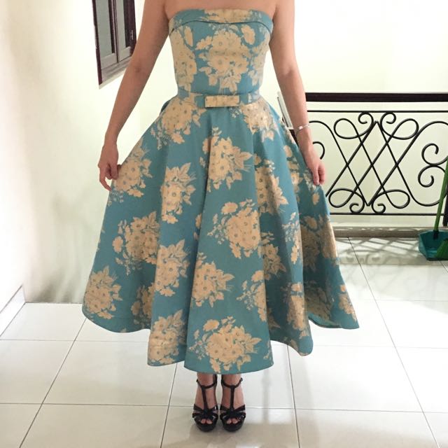 Chelsea Olivia Dress Look A Like Fesyen Wanita Di Carousell