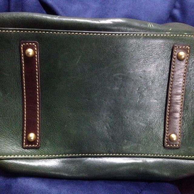 Dooney and bourke discount buckley