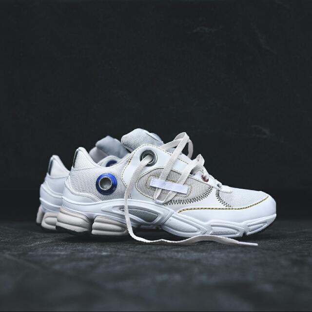 raf simons robot ozweego