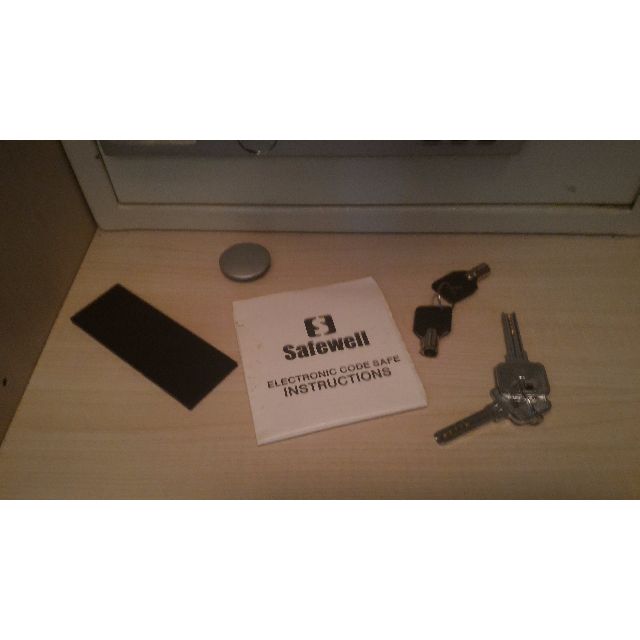 Safewell Electronic Safety Box, Everything Else on Carousell