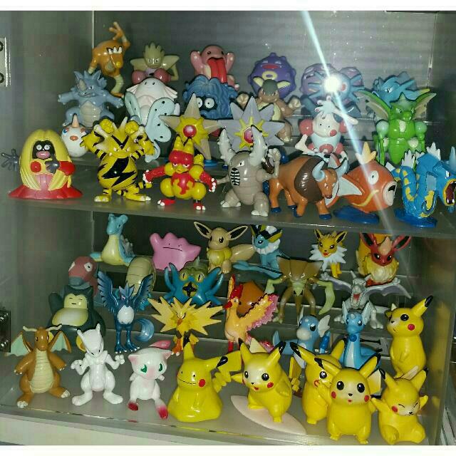 Original 151 clearance tomy pokemon figures