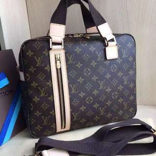 LV M40043