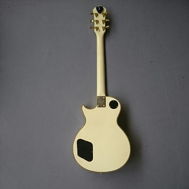 J&D Brothers Deluxe Model Electric Guitar (Selling Fast), Hobbies